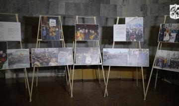 21.11.2020 Ukrainian revolutions through the eyes of polytechnics. Photo exhibition at Igor Sikorsky Kyiv Polytechnic Institute