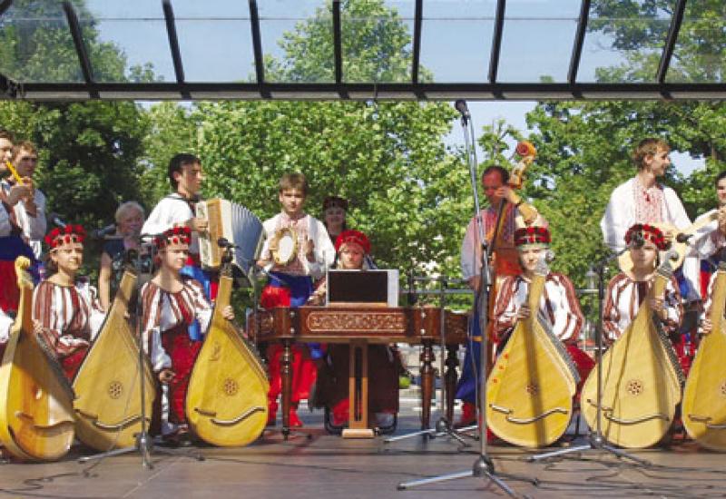 2010.07.8-11 Другий міжнародний молодіжний музичний фестиваль в Братиславі