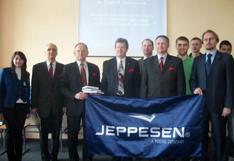 2011.04.21 Урочисте відкриття навчально-наукової лабораторії геоінформаційних технологій