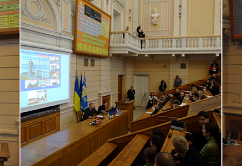 2013.11.28 Презентація аудиторій, обладнаних мультимедійною апаратурою для телетрансляцій, відеоконференцій та дистанційного навчання