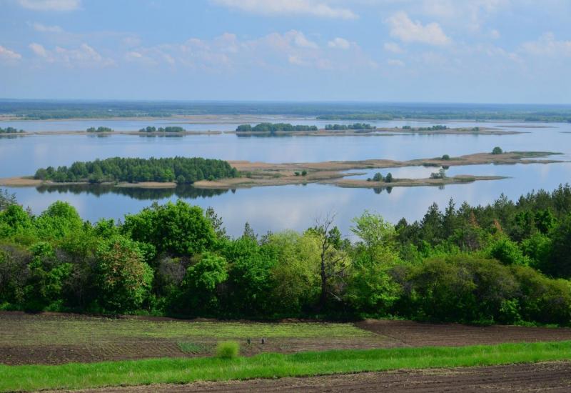 Робота конкурсу "Таланти КПІ 2020" "Вид на Дніпро з м. Виточів" Сукаленко Олександр інженер I кат. відділу технічних засобів навчання (перший корпус)