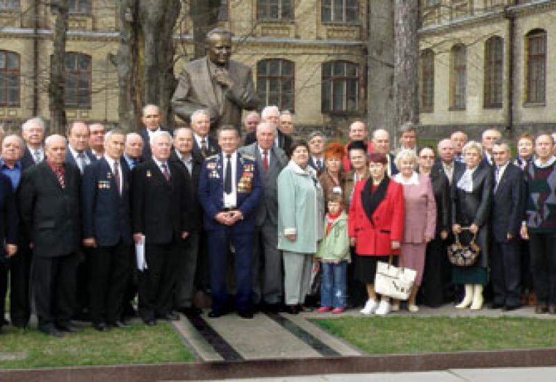 2009.04.10 Урочистості до річниці першого польоту людини в космос