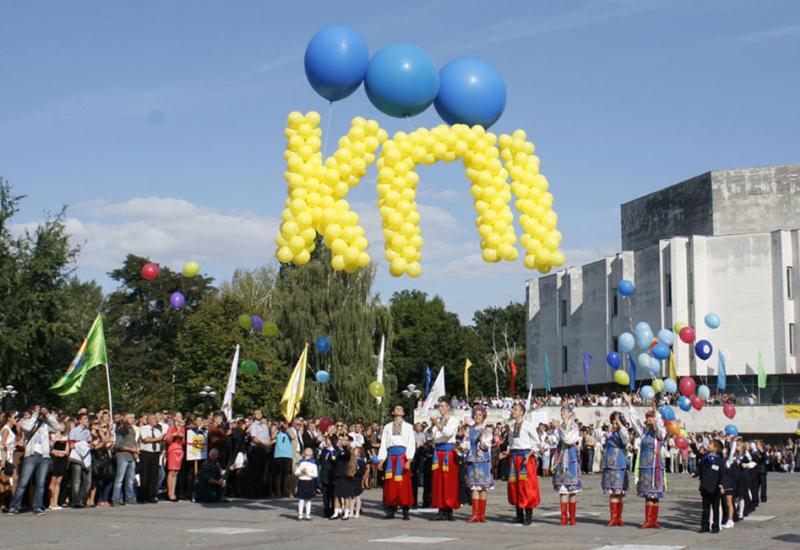 Майбутнім студентам. Дорогі друзі!