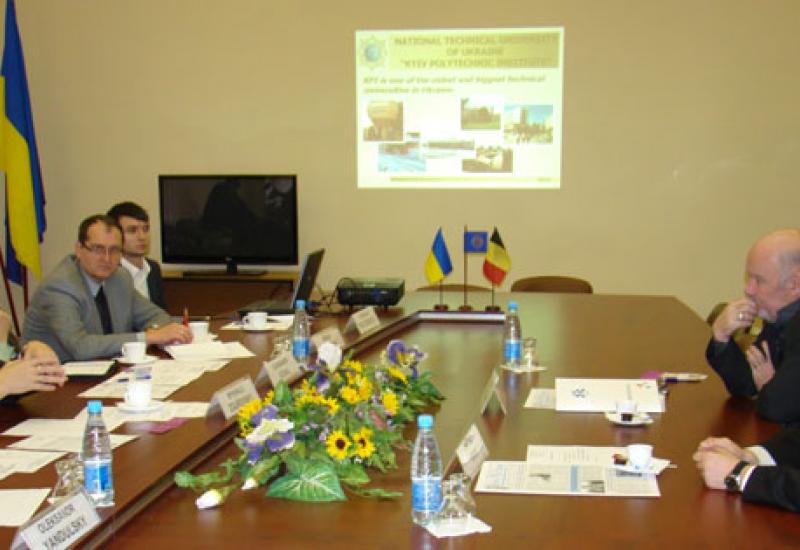 2011.12.01 З КПІ співпрацюватиме компанія «DSG Group»