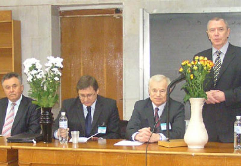 2011.04.11-14 XXXI Міжнародна науково-технічна конференція "Електроніка і нанотехнології"