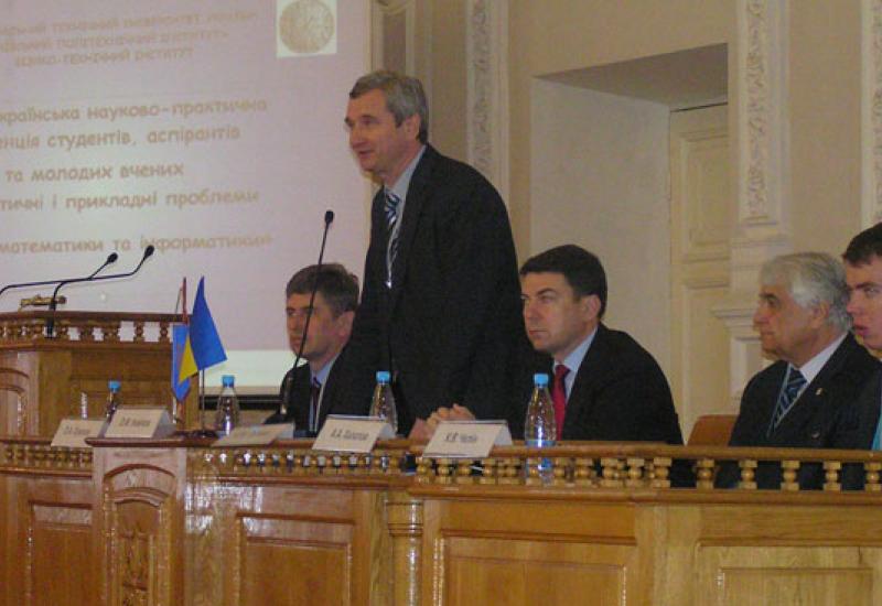 2011.04.22 ІХ ВН-ПК студентів, аспірантів та молодих учених "Теоретичні і прикладні проблеми  фізики, математики та інформатики"