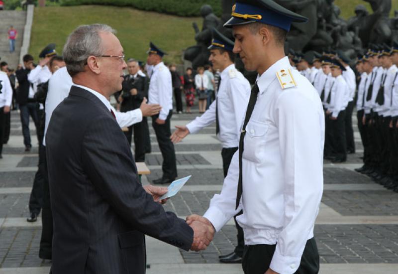 2012.06.02 Шостий випуск молодих офіцерів в Інституті спеціального зв’язку  та захисту інформації НТУУ "КПІ"