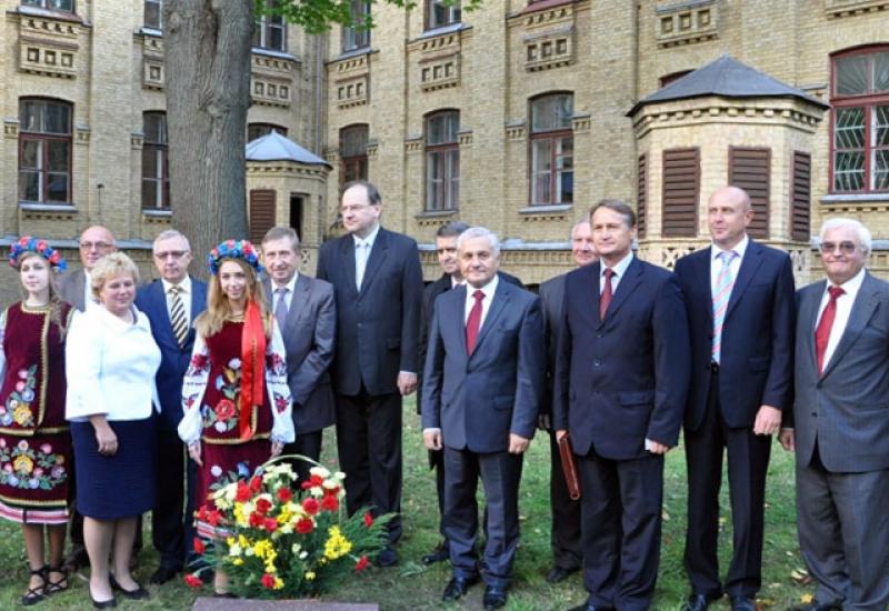 2012.10.05 Відкриття пам’ятного знаку Войцеху Свєнтославському